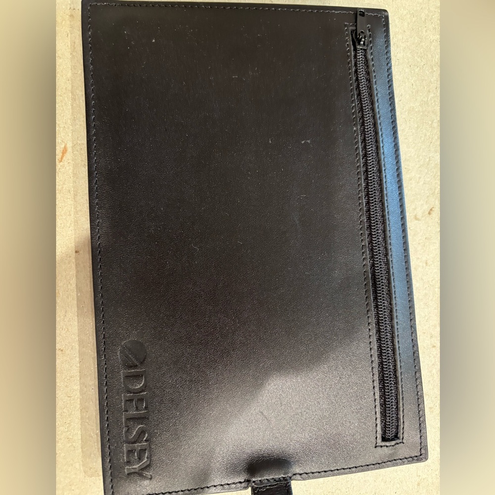 Delsey secret travel wallet/Real leather